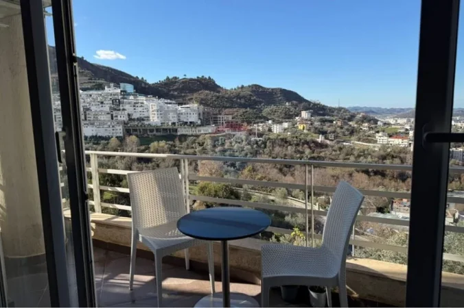 Tirane, shitet apartament , 132 m² 245.000 € 