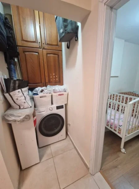 Tirane, shitet nga Pronari, pa-komision apartament 1+1+Ballkon Kati 4, 49 m² 120.000 € (Perballe Harry Fultz)