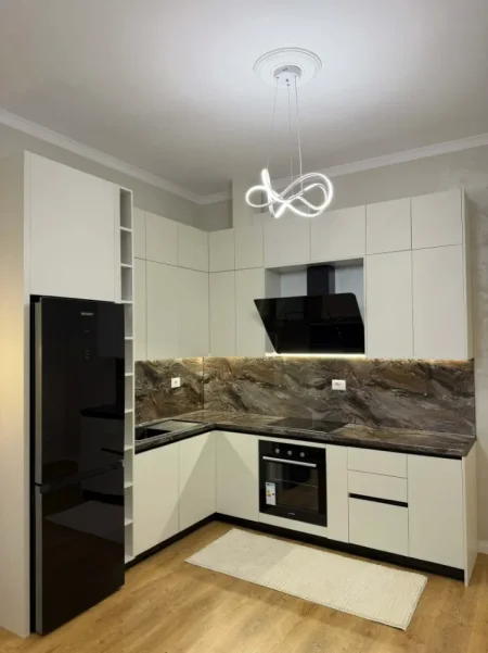 Tirane, shitet nga Pronari, pa-komision apartament 2+1+Ballkon Kati 2, 95 m² 165.000 € 