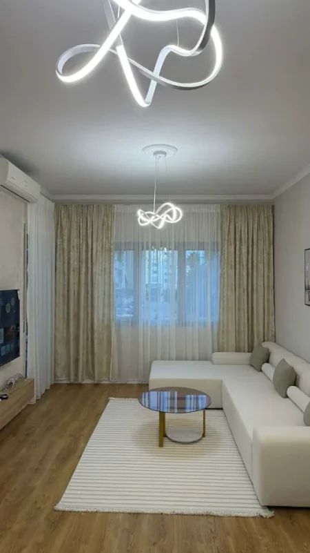 Tirane, shitet nga Pronari, pa-komision apartament 2+1+Ballkon Kati 2, 95 m² 165.000 € 