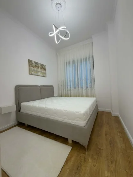 Tirane, shitet nga Pronari, pa-komision apartament 2+1+Ballkon Kati 2, 95 m² 165.000 € 