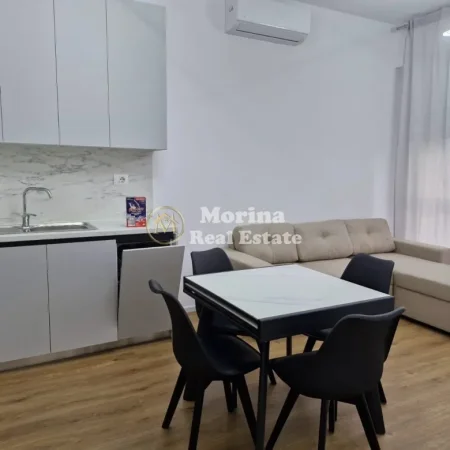 Tirane, jepet me qera apartament 1+1 Kati 6, 50 m² 450 € (Ali Demi)