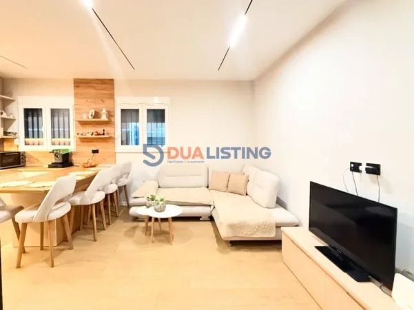 Tirane, jepet me qera apartament 2+1 , 98 m² 750 € (Rruga e Dibres)