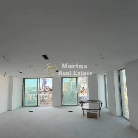 Tirane, jepet me qera ambjent biznesi Kati 7, 124 m² 2.500 € (Rruga e Elbasanit)