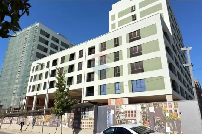 Tirane, shitet apartament 1+1 , 66 m² 98.700 € 