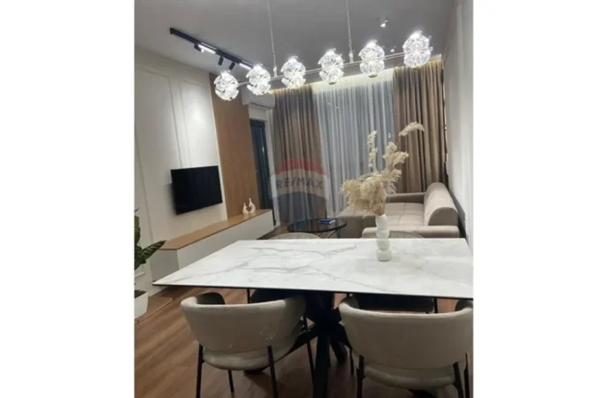 Tirane, jepet me qera apartament 1+1 , 67 m² 750 € 