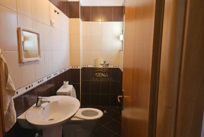 Tirane, jepet me qera apartament 2+1+Ballkon Kati 7, 100 m² 500 € (Fabrika e Miellit)