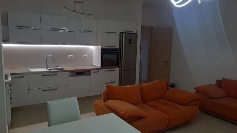 Tirane, shitet apartament 2+1 Kati 4, 107 m² 260.000 € (LIQENI I THATE)