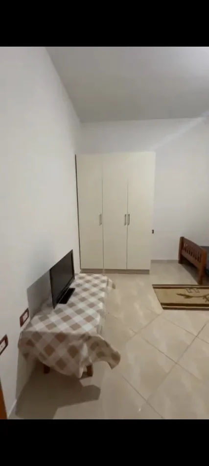 Tirane, jepet me qera garsonier Kati 1, 35 m² 250 € (Allias)