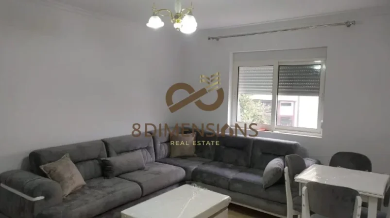 Tirane, jepet me qera apartament 1+1 , 45 m² (xhamllik)
