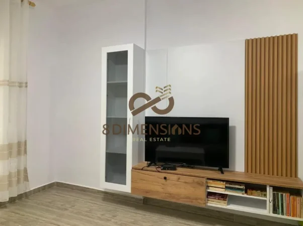 Tirane, jepet me qera apartament 1+1+Ballkon Kati 5, 72 m² 500 € (yzberisht)  D8241A-76