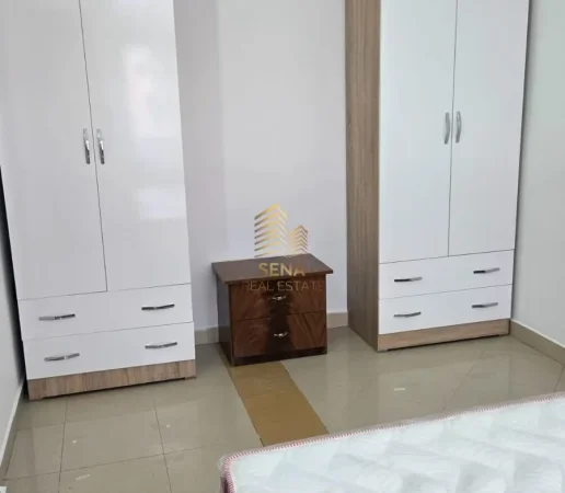 Tirane, jepet me qera apartament 1+1+Ballkon Kati 3, 55 m² 350 € (5 Maji)