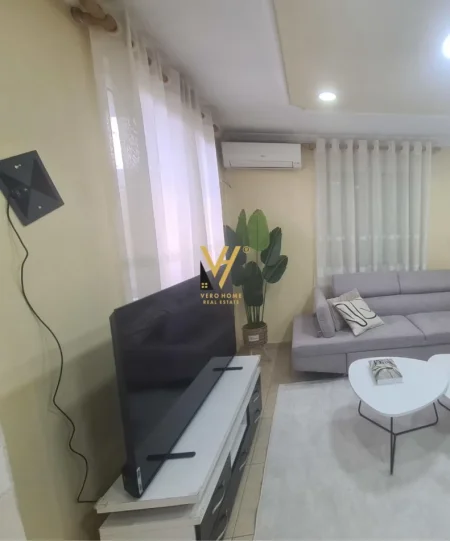 Tirane, jepet me qera apartament 1+1+Ballkon Kati 3, 63 m² 600 € (VASIL SHANTO)