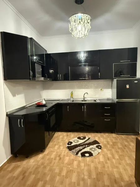 Tirane, jepet me qera apartament 1+1+Aneks+Ballkon Kati 7, 70 m² 40.000 lek