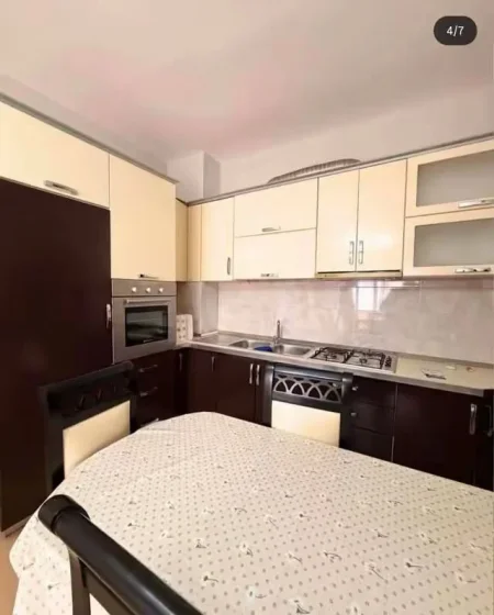 Durres, jepet me qera apartament 1+1+Ballkon , 60 m² 300 € 