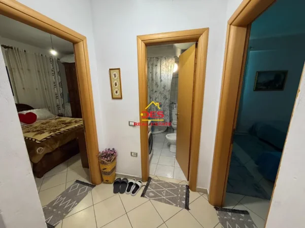 Vlore, shitet apartament 2+1+Ballkon Kati 7, 83 m² 135.000 € (Rruga Çajupi, Vlorë)