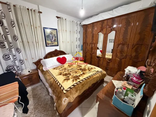 Vlore, shitet apartament 2+1+Ballkon Kati 7, 83 m² 135.000 € (Rruga Çajupi, Vlorë)