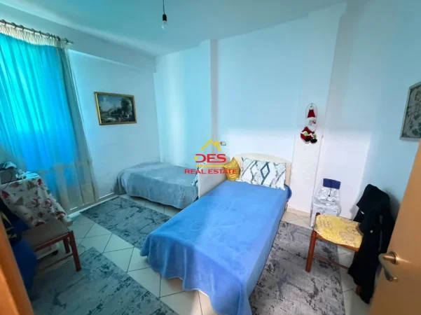 Vlore, shitet apartament 2+1+Ballkon Kati 7, 83 m² 135.000 € (Rruga Çajupi, Vlorë)
