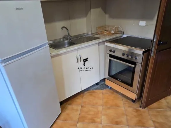 Tirane, jepet me qera apartament 1+1+Ballkon Kati 3, 80 m² 350 € (5 MAJI)