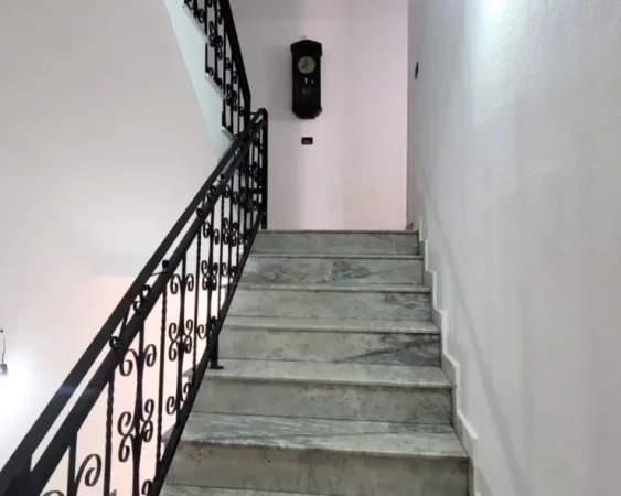 Kavaje, shitet apartament 2+1+Aneks+Ballkon Kati 3, 194 m² 250.000 € 