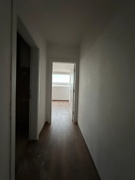 Shqiperi, shitet apartament 1+1+Ballkon Kati 2, 74 m² 1.110.000 € (Kinostudio)