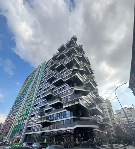 Tirane, jepet me qera zyre Kati 15, 100 m² 3.500 € (STADIUMI AIR ALBANIA)