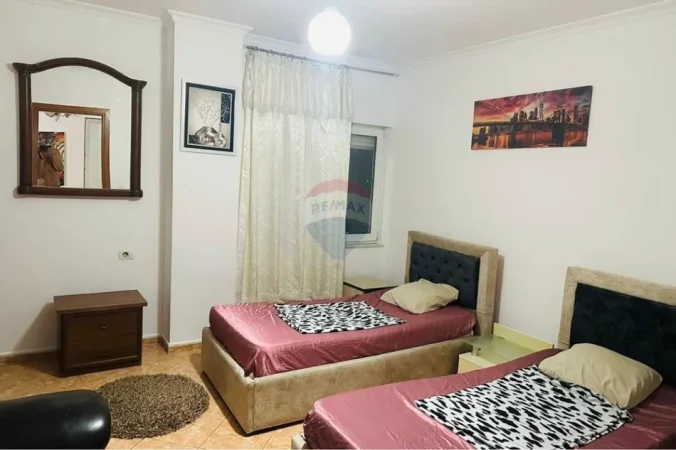 Tirane, shes 2+1+Ballkon , 115 m² (ZOGU I ZI)