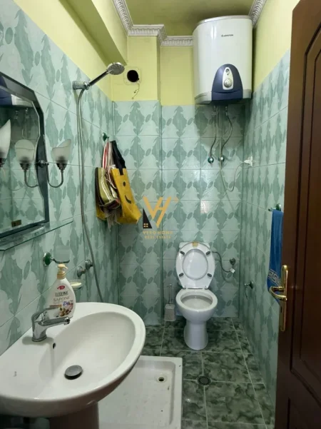 Tirane, shitet apartament 2+1+Ballkon Kati 3, 102 m² 250.000 € (MOZAIKU)