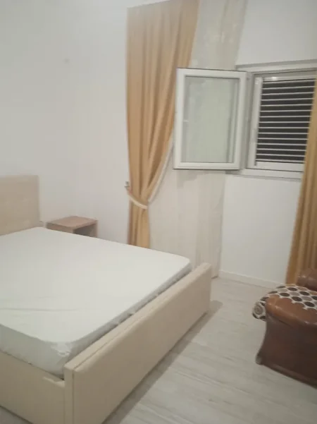 🏡 Jepet me Qera Apartament 2+1 ne Astir,    400 mije leke