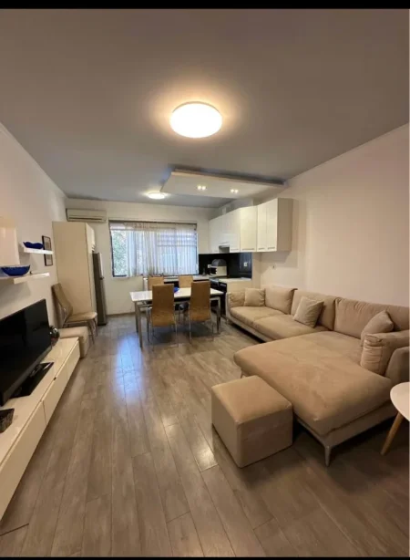 🏡 Jepet me Qera Super Apartament 1+1 tek Brryli,  500 EURO