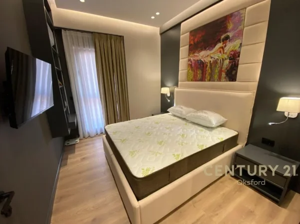 Tirane, jepet me qera apartament 1+1 Kati 12, 75 m² 1.000 € (rruga e kavajes)