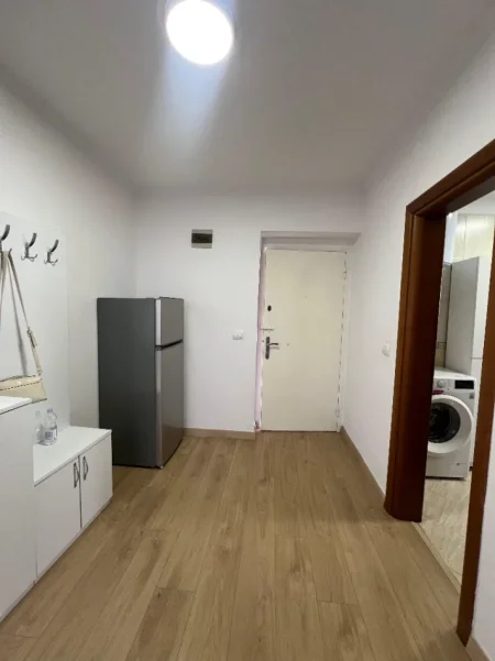 Tirane, jepet me qera 1+1 Kati 2, 75 m²  60.000LEKE (MYSLYM SHYRI)