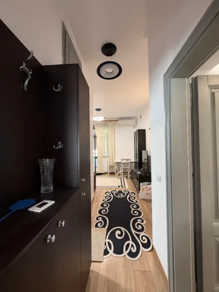 Tirane, jepet me qera apartament 2+1 Kati 3, (RRUGA E DURRESIT)