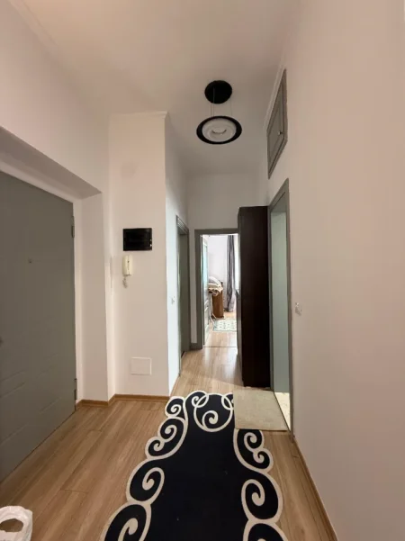Tirane, jepet me qera apartament 2+1 Kati 3, (RRUGA E DURRESIT)