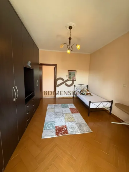 Tirane, jepet me qera Vile 2 Katshe Kati 0, 505 m² 900 € (kthesa e kamzes)