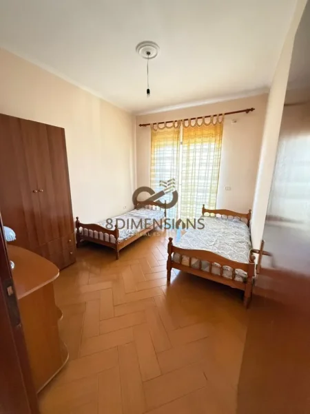 Tirane, jepet me qera Vile 2 Katshe Kati 0, 505 m² 900 € (kthesa e kamzes)