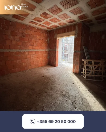 Mali Robit, shitet apartament 1+1 Kati 3, 53 m² 64.000 € 