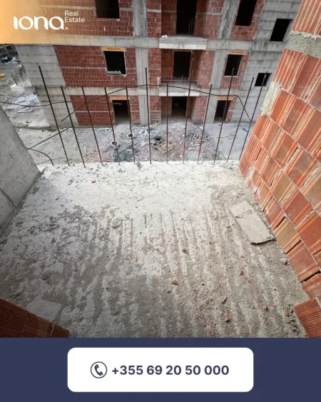 Mali Robit, shitet apartament 1+1 Kati 3, 53 m² 64.000 € 