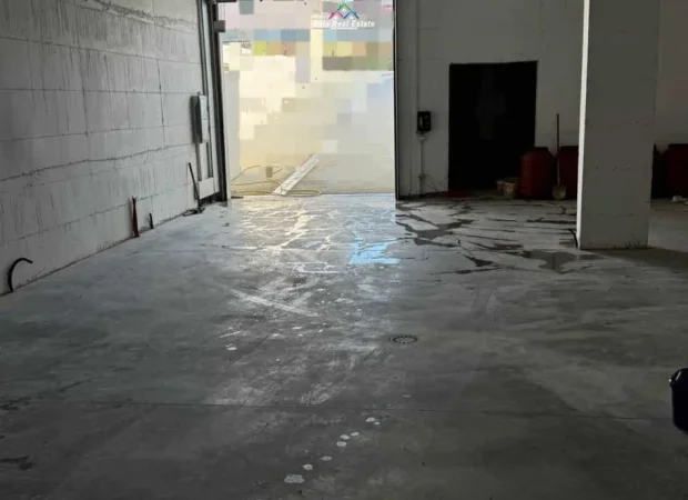 Tirane, jepet me qera magazine Kati -1, 210 m² 835 € (AUTOSTRADA TIRANE-DURRES)