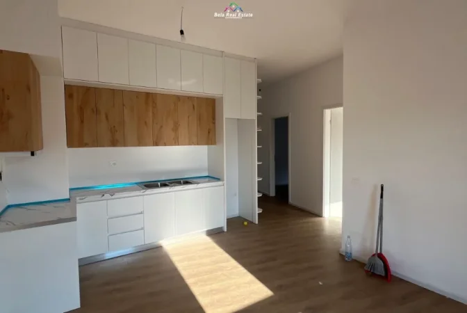 Tirane, shes apartament 2+1 Kati 7, 74 m² 130.000 € (pasho hysa)