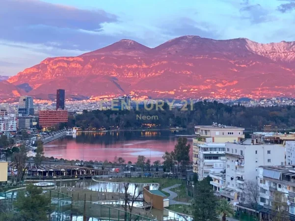Tirane, jepet me qera apartament 3+1+Ballkon Kati 6, 1.000 m² 1.000 € (kopshti zoologjik)