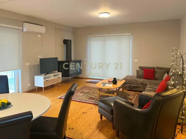 Tirane, jepet me qera apartament 3+1+Ballkon Kati 6, 1.000 m² 1.000 € (kopshti zoologjik)