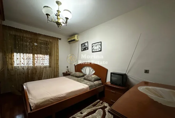 Tirane, jepet me qera apartament 2+1 Kati 5, 100 m² 700 € (Rruga Fortuzi)