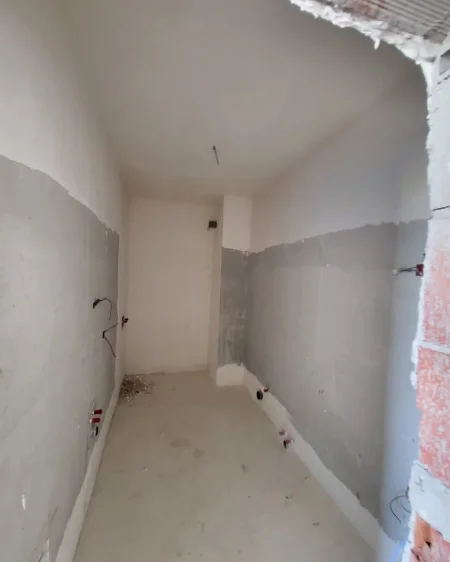 Tirane, shitet apartament 1+1+Ballkon Kati 2, 66 m² 71.665 € (Paskuqan)