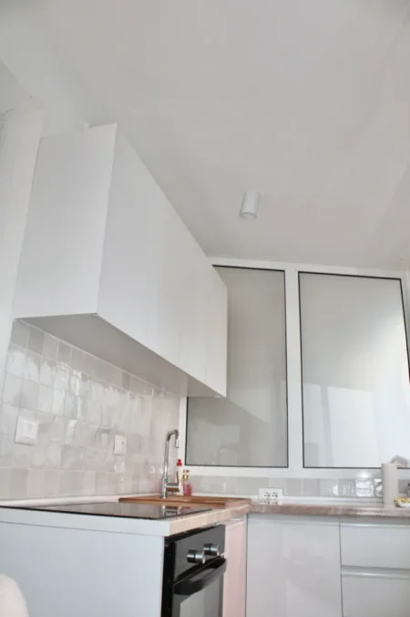 Tirane, jepet me qera apartament 2+1+Aneks+Ballkon Kati 3, 71 m² 1.100 € 