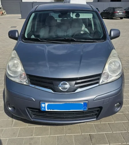 Tirane, shitet makine Nissan | Note Nafte, gri metalizato manuale Kondicioner 249 km 3.600 €