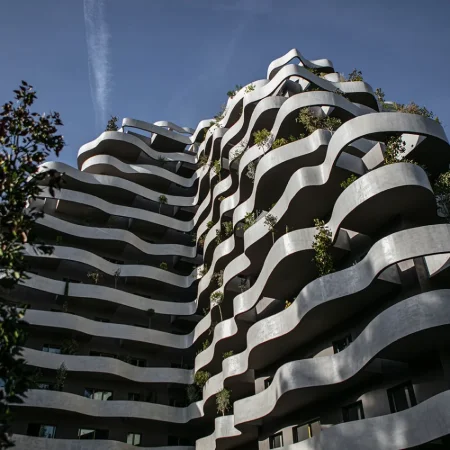 Tirane, jepet me qera zyre Kati 4, 110 m² 1.800 € (Rruga e Elbasanit)