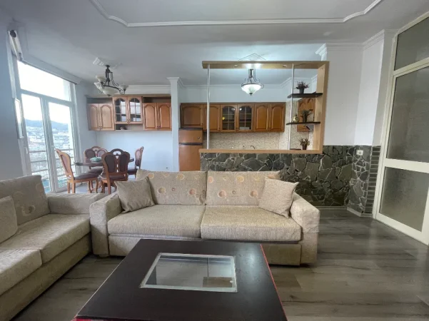 Tirane, jepet me qera nga Pronari, pa-komision apartament 2+1+Aneks+Ballkon Kati 12, 120 m² 600 € (Rruga“Sali Butka“)