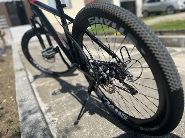 Durres, shes biciklete per djem TITANS TS110 e zeze 165 €