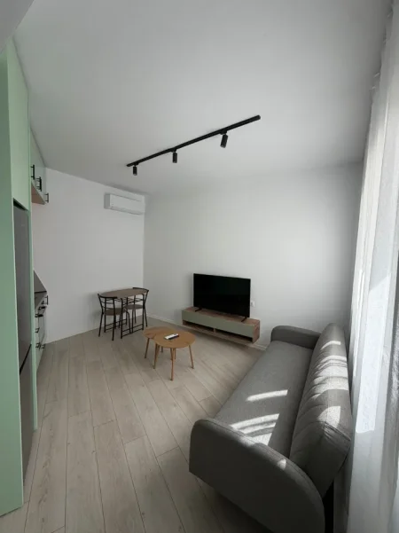 Tirane, jepet me qera apartament 1+1 Kati 3, 65 m² 500 € (River Residence,Astir)